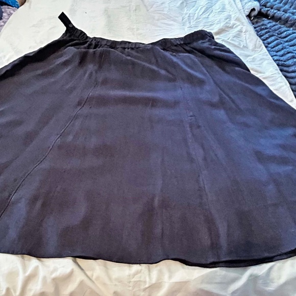 100% LINEN SKIRT, BLOOMINGDALES, BLACK, SIZE 30, LONG LENGTH, WIDE & FLOWING, - Picture 11 of 13